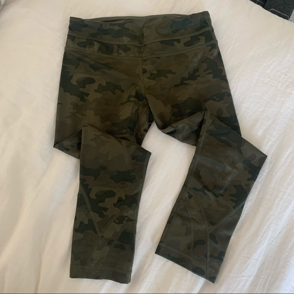 Lululemon cropped leggings size 6